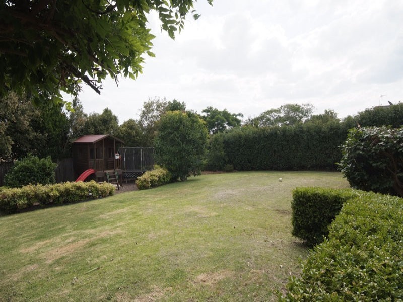 74 Jellicoe St, North Toowoomba QLD 4350