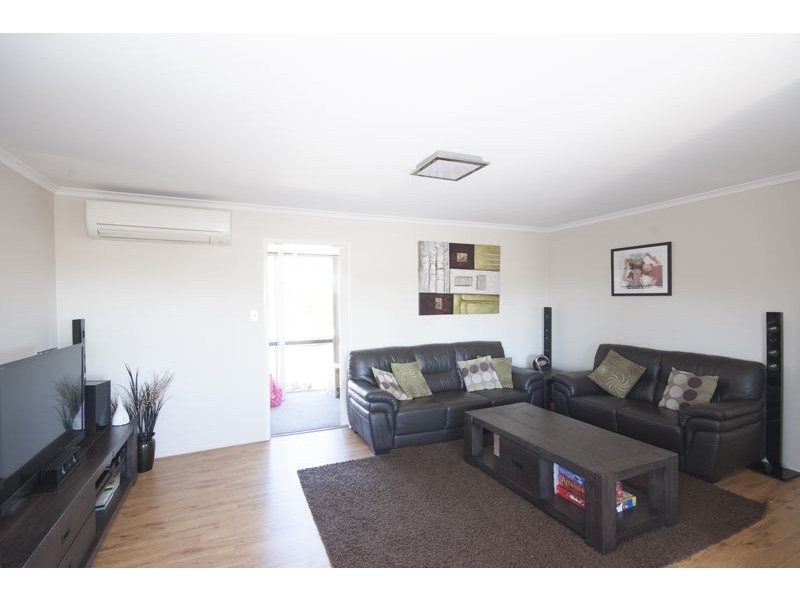 7 Beh Street, Harristown QLD 4350