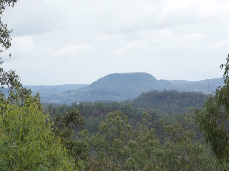 21 Dobel Drive, Upper Lockyer QLD 4352