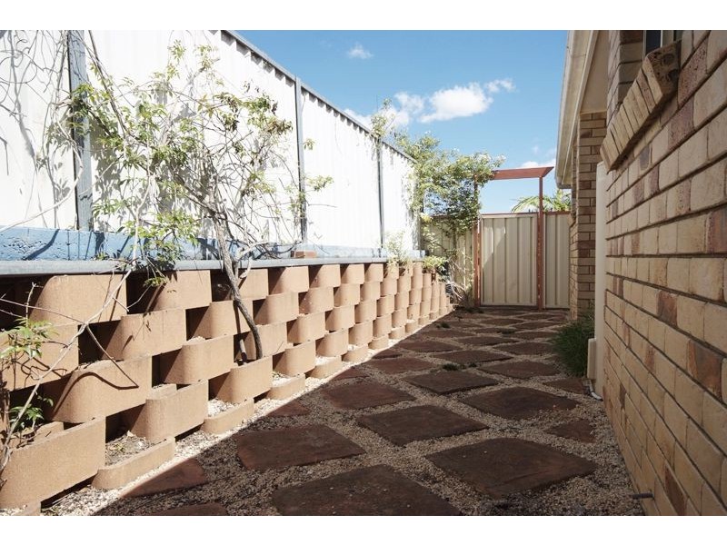 29 Catalina Drive, Wilsonton QLD 4350