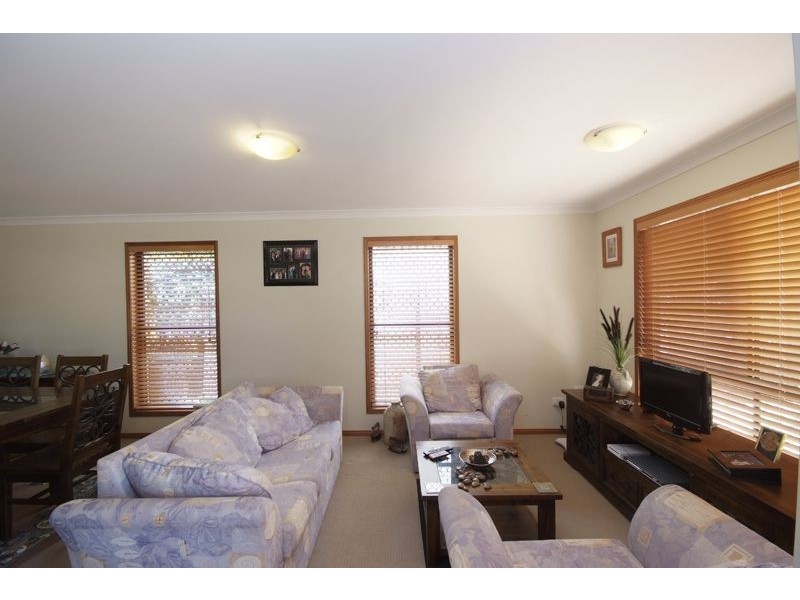 4/2 Garde Street, Centenary Heights QLD 4350