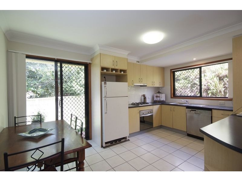4/2 Garde Street, Centenary Heights QLD 4350