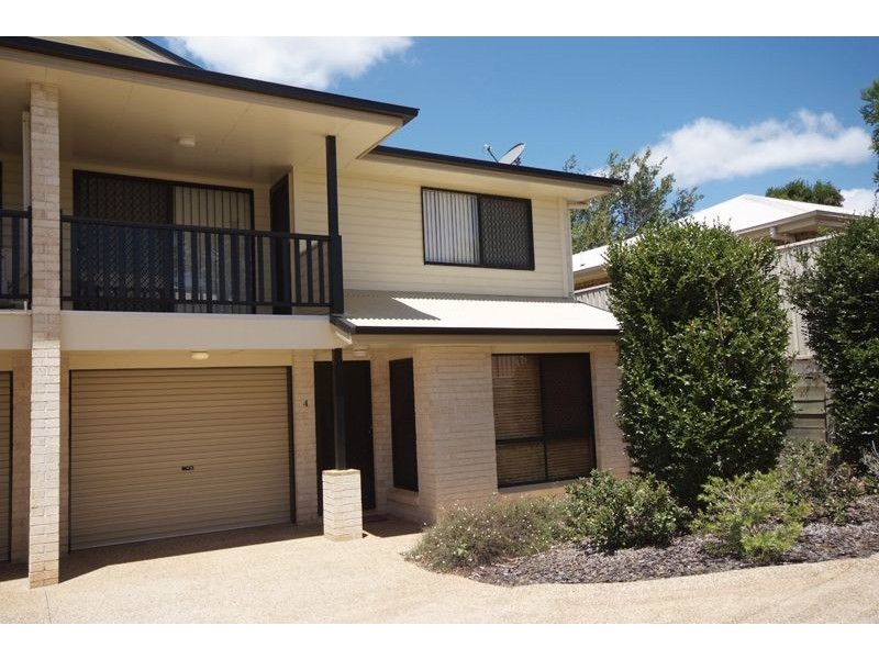 4/2 Garde Street, Centenary Heights QLD 4350