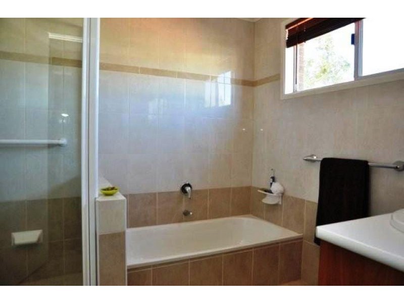 Mount Lofty QLD 4350