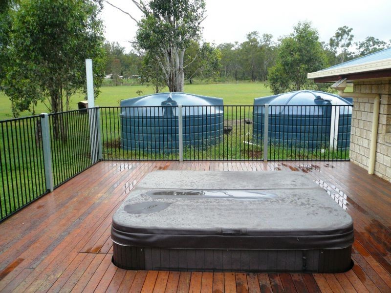 16 Watts Road, Murphys Creek QLD 4352