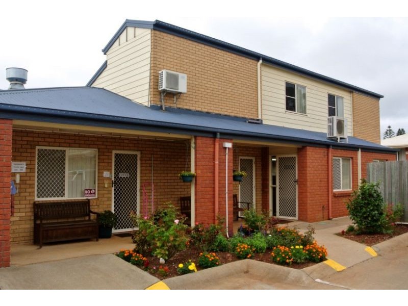 1,2,3/306 James Street, Harristown QLD 4350