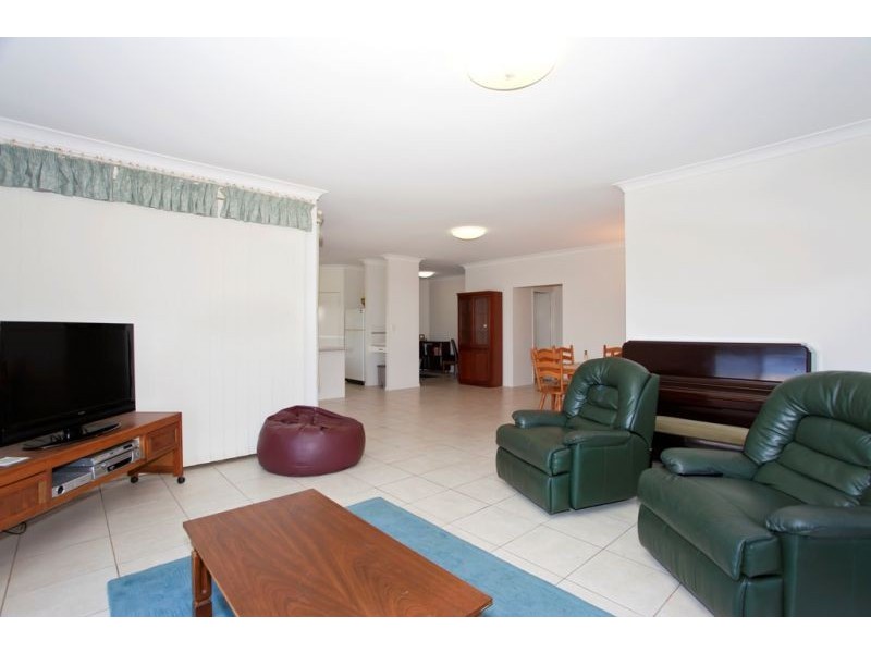 19 La Vista Court, Middle Ridge QLD 4350