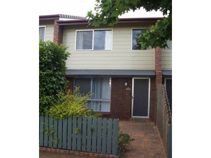 25/6 Obrien Street, Harlaxton QLD 4350