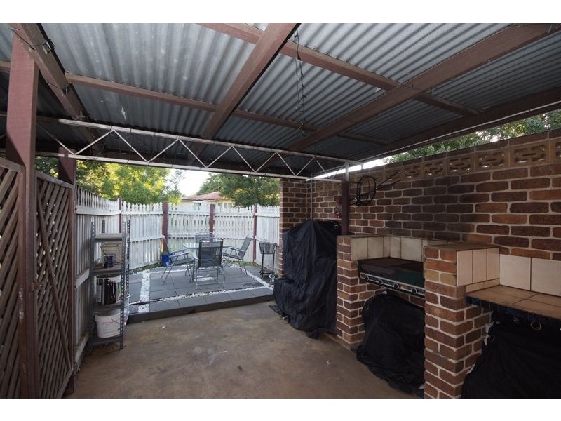 2/85 Hill Street, Newtown QLD 4350