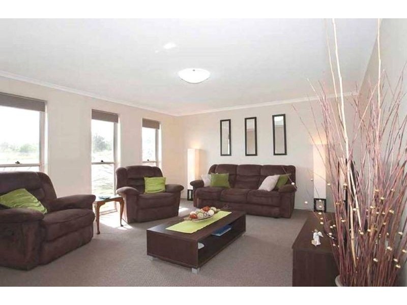 22 Shoesmith Road, Westbrook QLD 4350