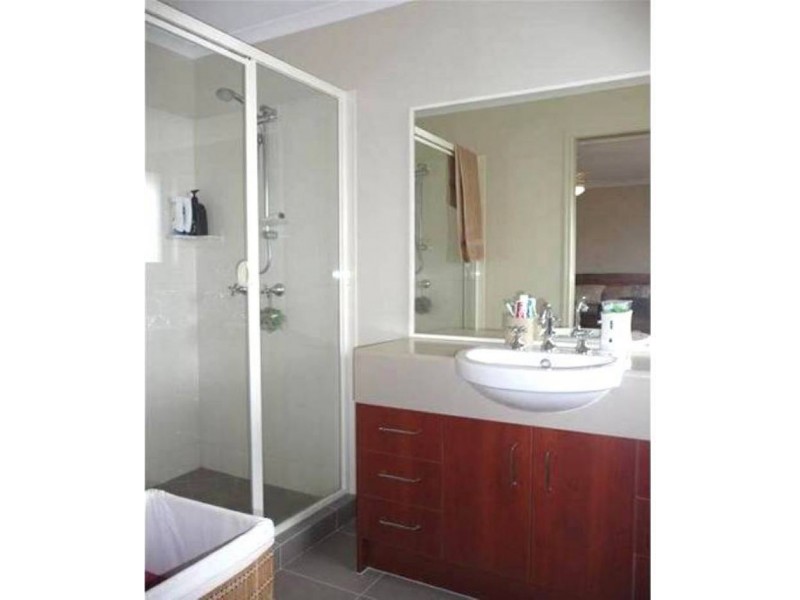 22 Shoesmith Road, Westbrook QLD 4350