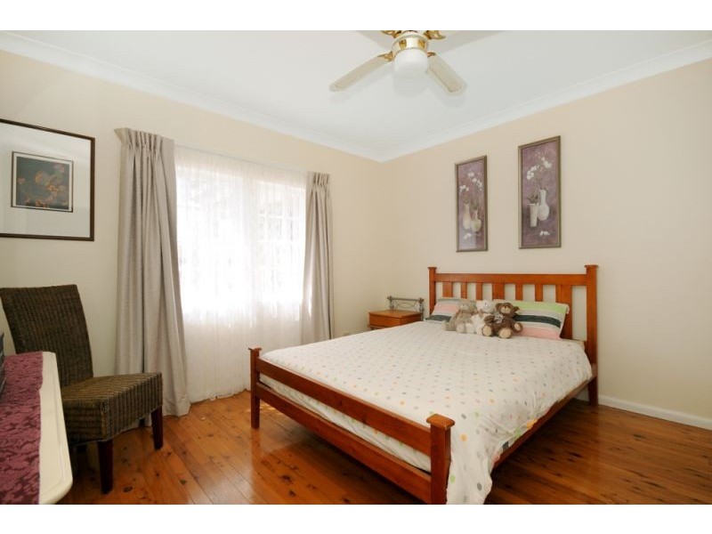 3 Lockhart Court, Harristown QLD 4350