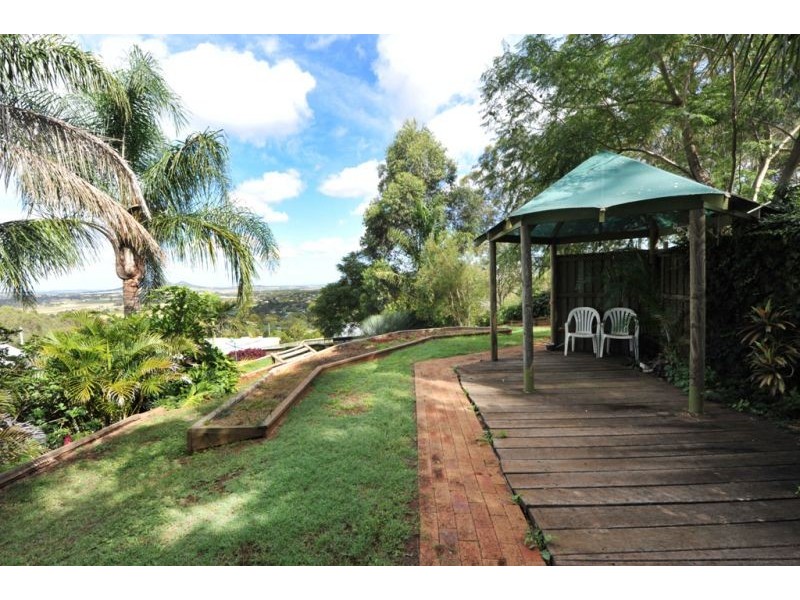 5 Scenic Court, Gowrie Junction QLD 4352