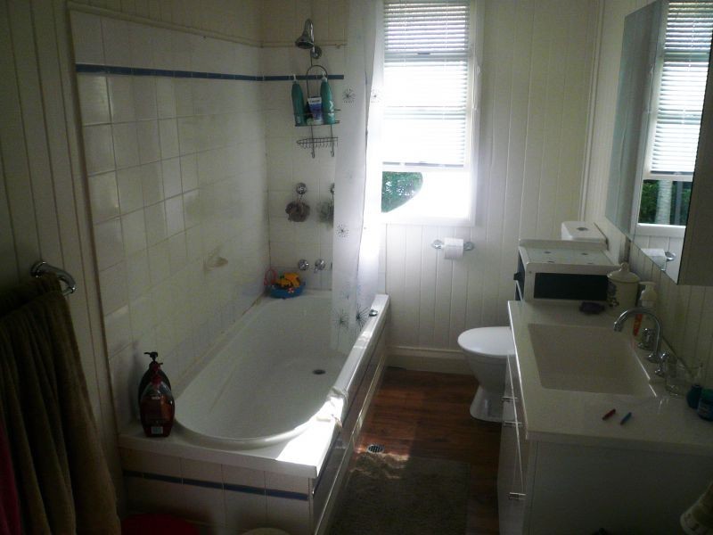 70 Kingsthorpe Glencoe, Kingsthorpe QLD 4400