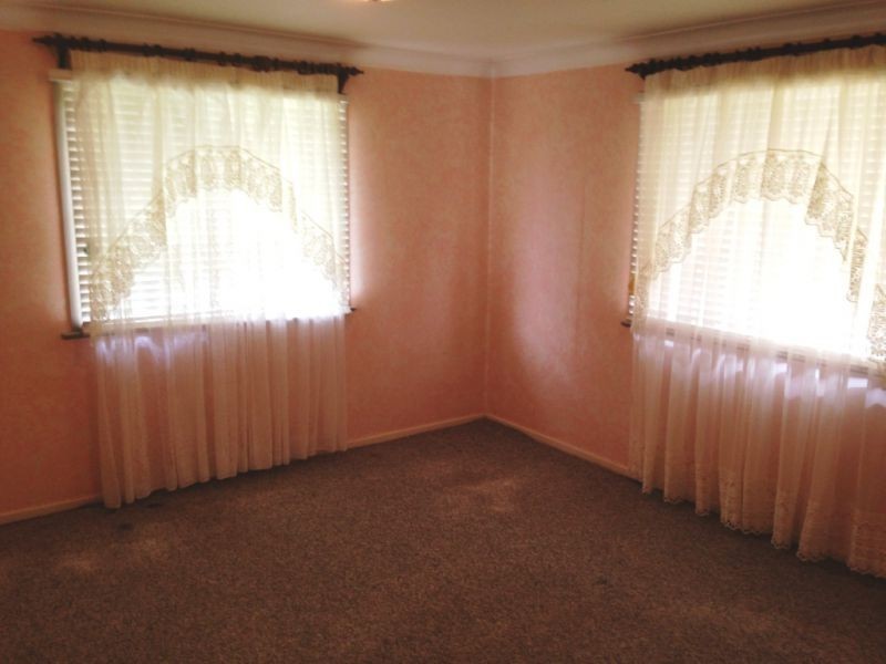 9 McNamara Street, Centenary Heights QLD 4350