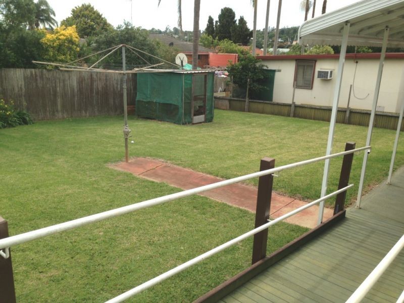 9 McNamara Street, Centenary Heights QLD 4350