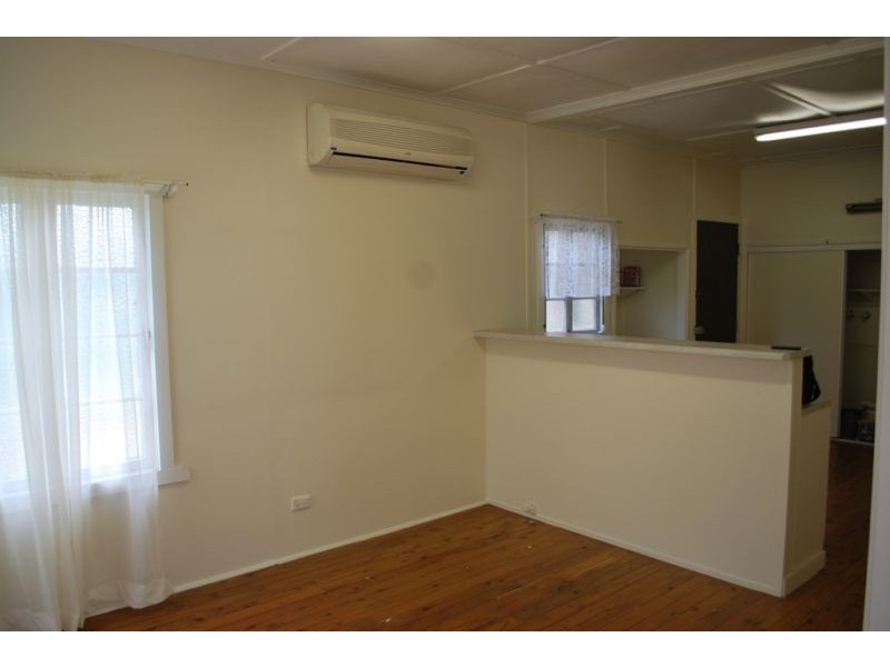 330 Bridge Street, Wilsonton QLD 4350