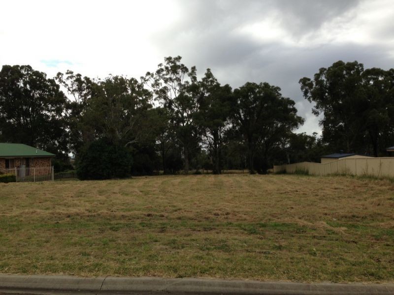 39 Highland Park Rd, Meringandan QLD 4352