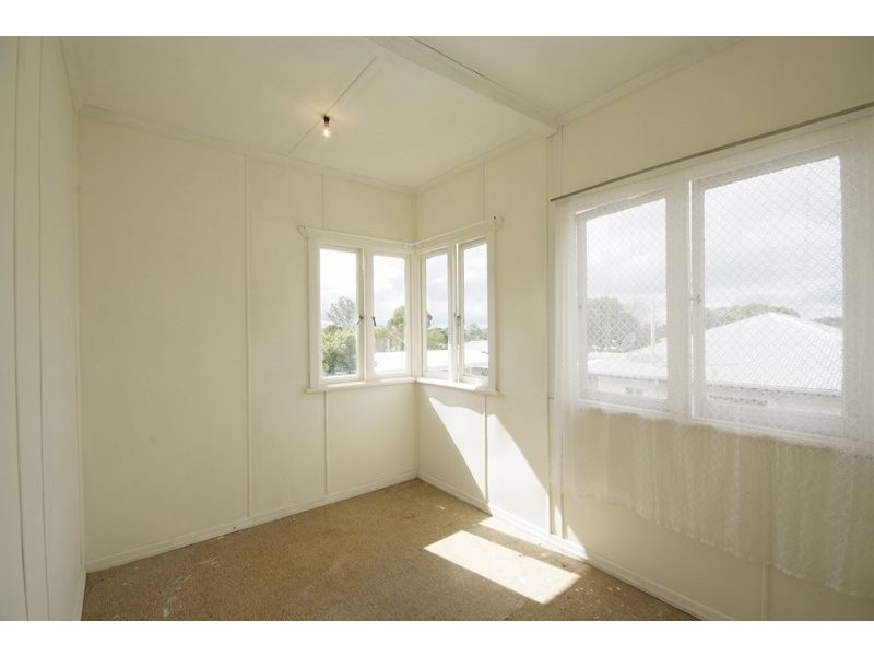 9 Butt Street, Harristown QLD 4350