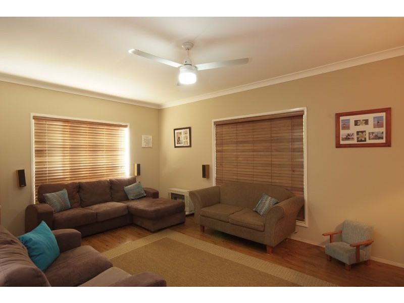 50 Liquidambar Street, Glenvale QLD 4350