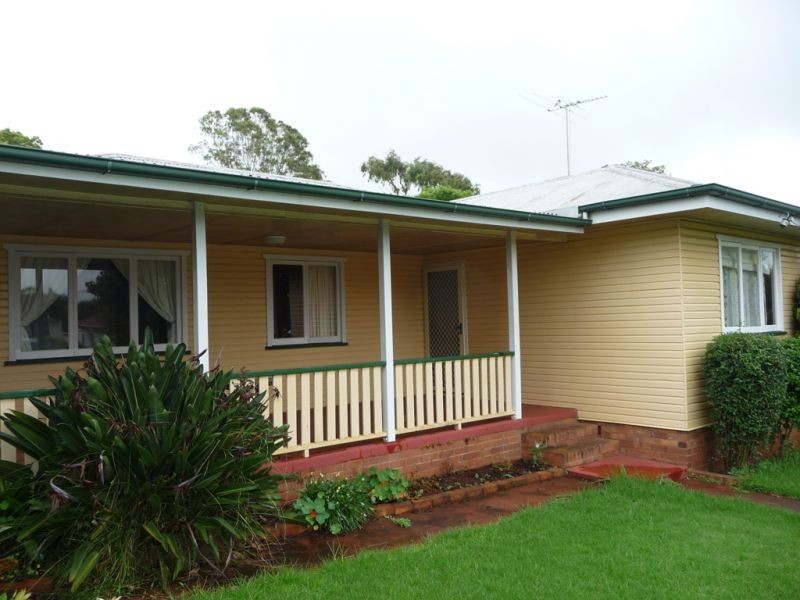 7 Dodd Street, Newtown QLD 4350