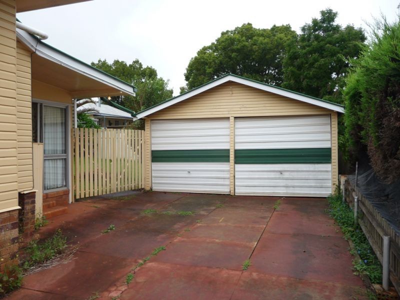 7 Dodd Street, Newtown QLD 4350