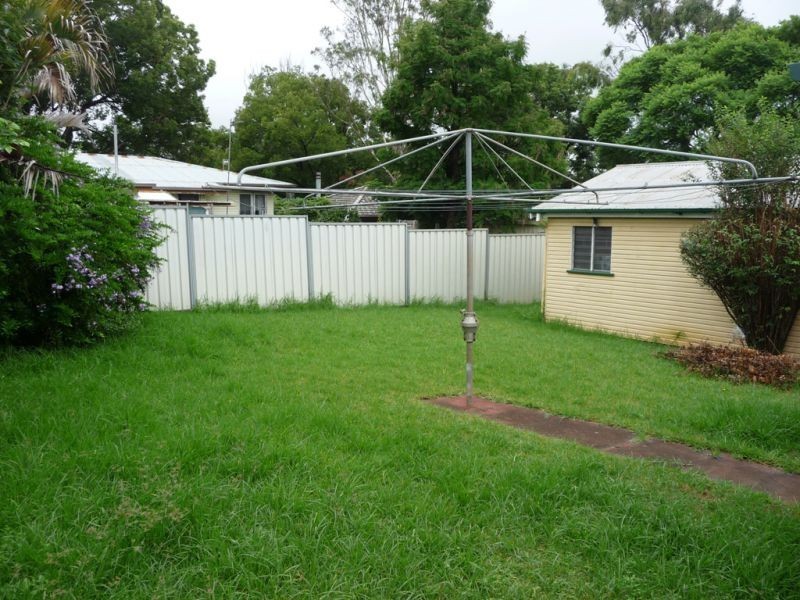 7 Dodd Street, Newtown QLD 4350