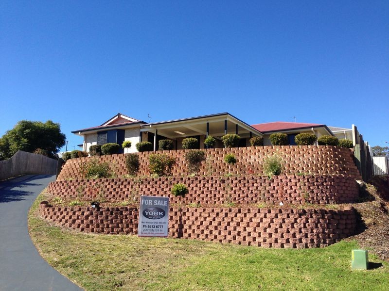 Darling Heights QLD 4350