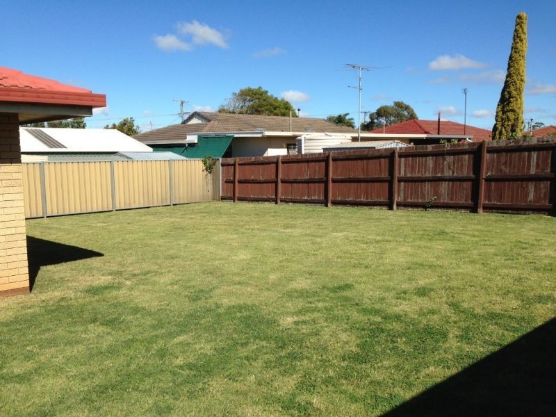 21 Tara Street, Wilsonton QLD 4350