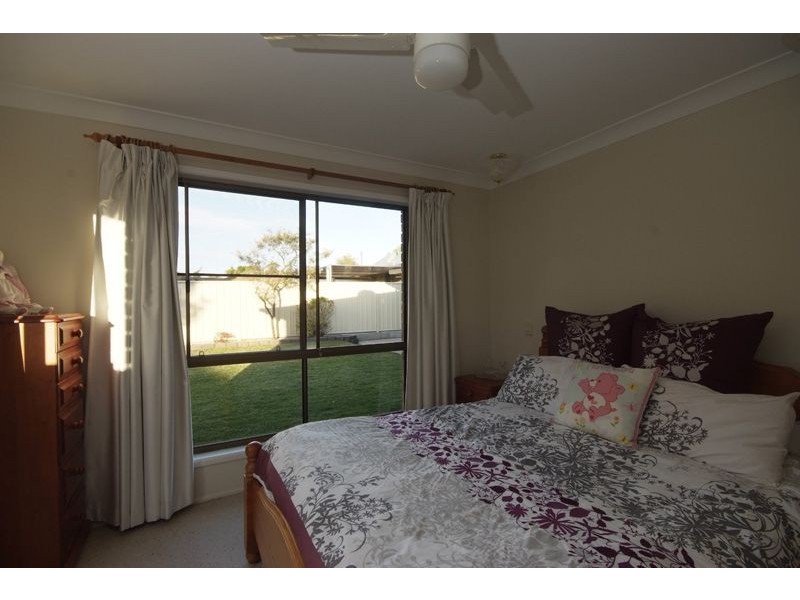 47 Hursley Road, Newtown QLD 4350