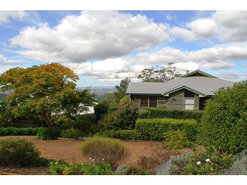 13 Rangeview Court, Blue Mountain Heights QLD 4350