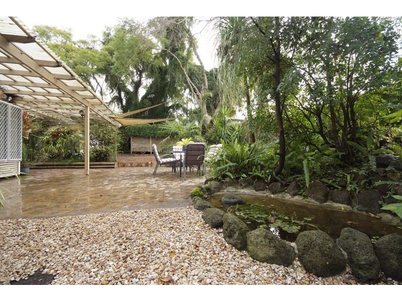225 West Street, Harristown QLD 4350