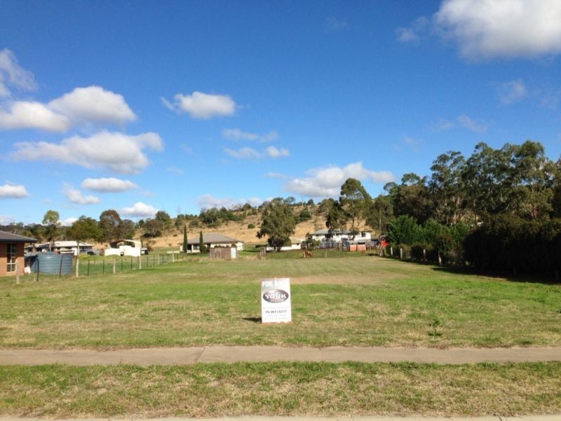 60 Phipps Drive, Meringandan West QLD 4352