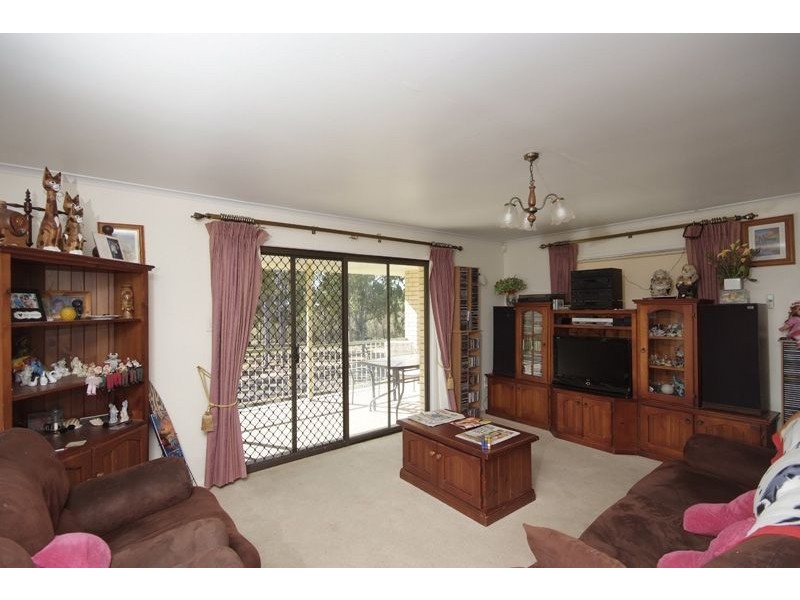 48 Hennessy Street, Gatton QLD 4343