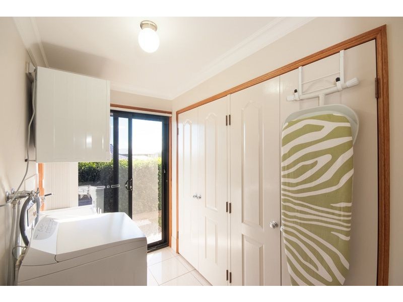 2 Barambah Street, Glenvale QLD 4350