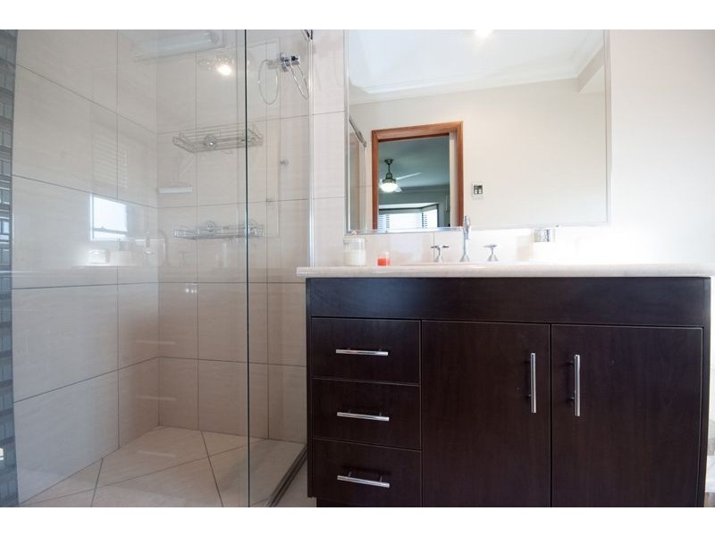 2 Barambah Street, Glenvale QLD 4350