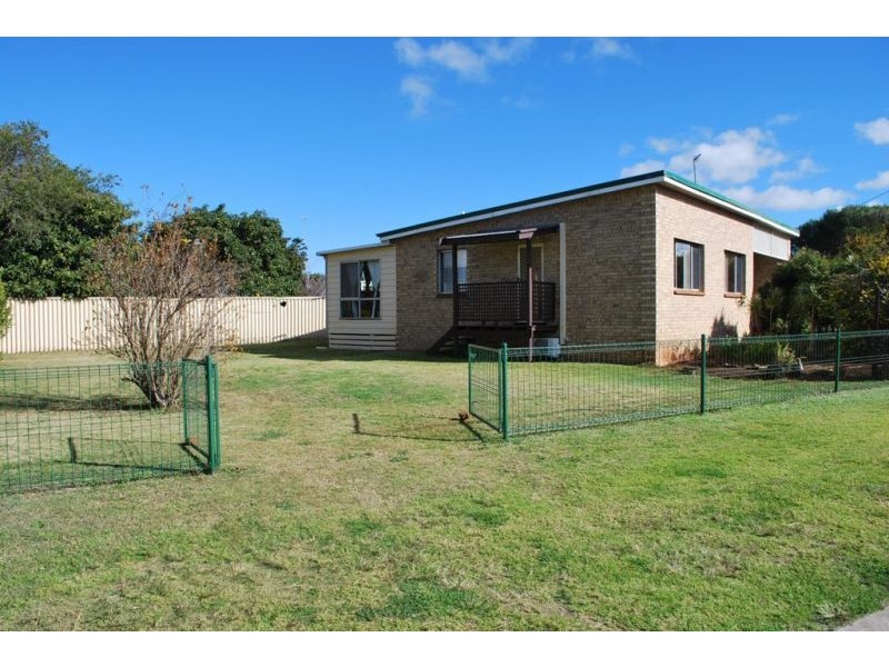 134 Drayton Road, Harristown QLD 4350