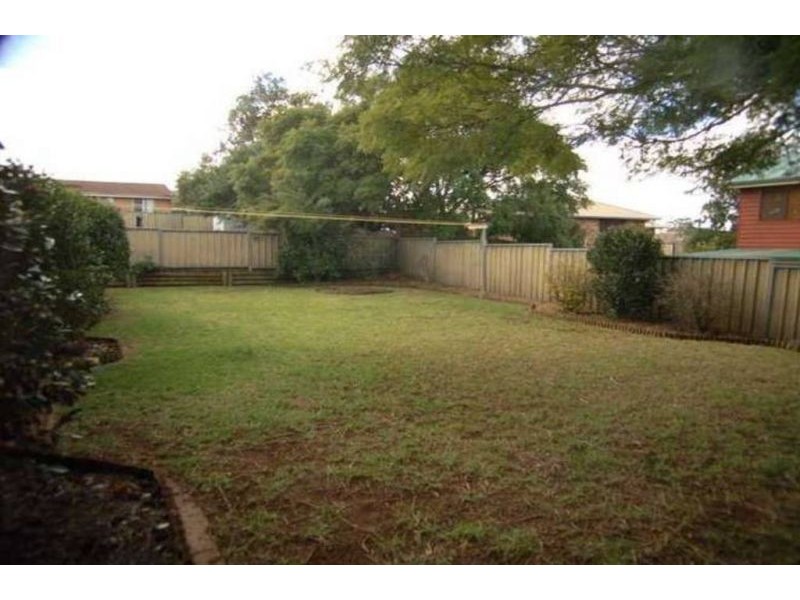 70 Mcdougall Street, Wilsonton QLD 4350