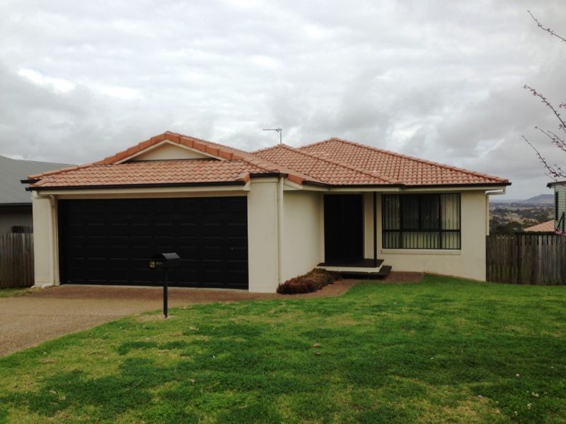 5 Dodson Cresent, Mount Kynoch QLD 4350