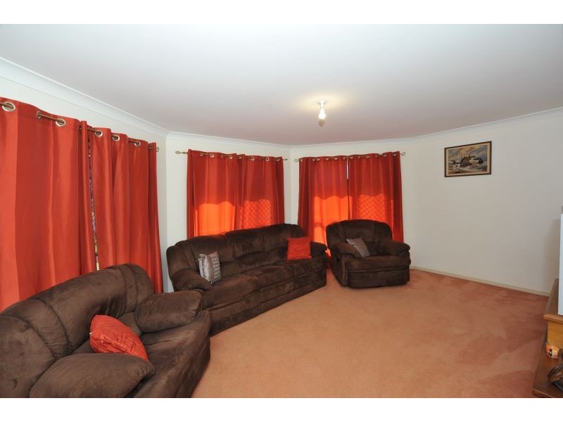 10 Trapp Street, Rockville QLD 4350