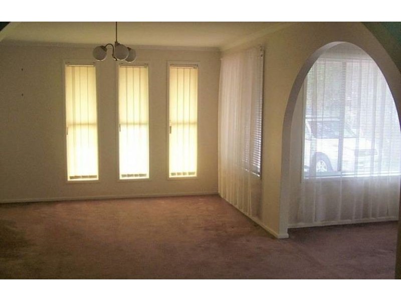 31 Beryl Street, Wilsonton QLD 4350