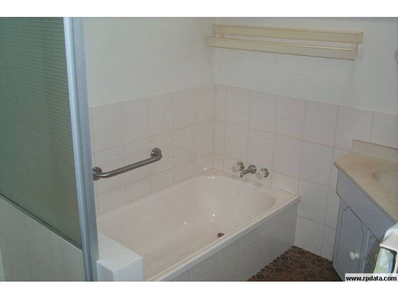 31 Beryl Street, Wilsonton QLD 4350