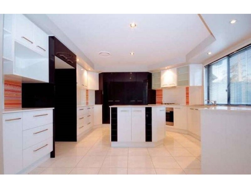 629 Hume Street, Kearneys Spring QLD 4350