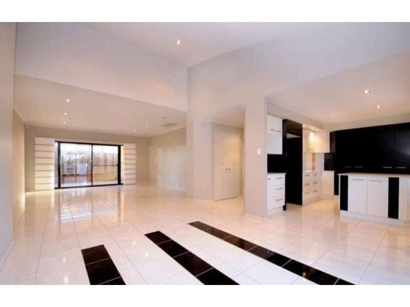 629 Hume Street, Kearneys Spring QLD 4350