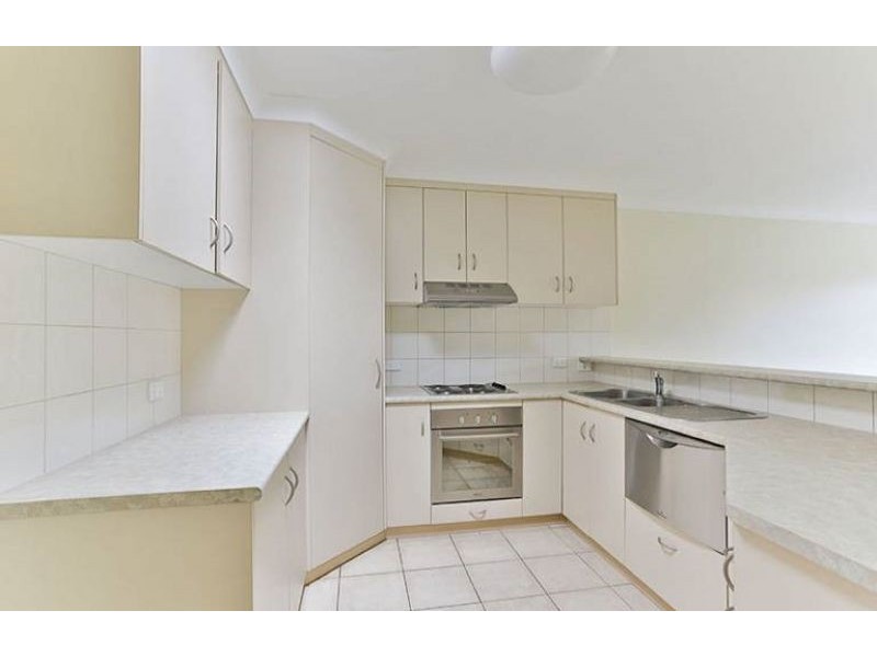 2/364 Bridge Street, Wilsonton QLD 4350