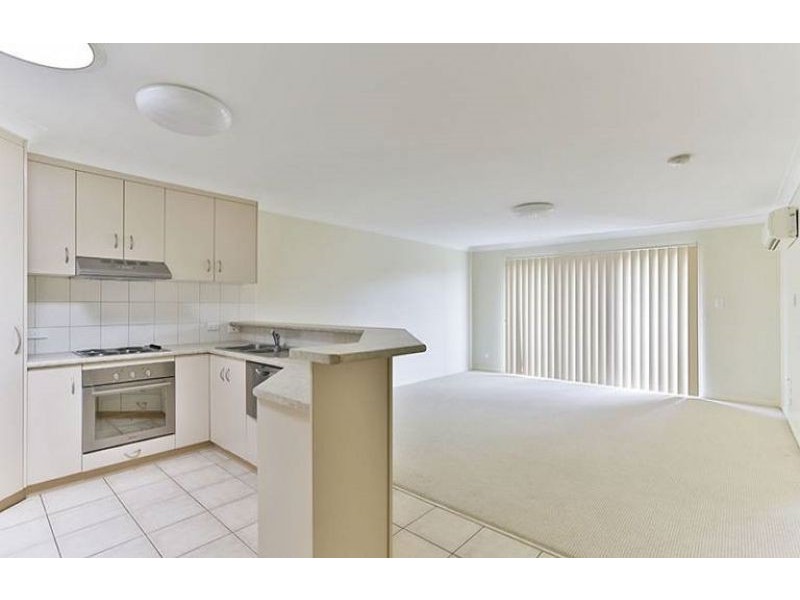 2/364 Bridge Street, Wilsonton QLD 4350