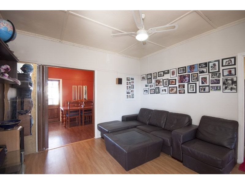 6 Sheehan Street, South Toowoomba QLD 4350