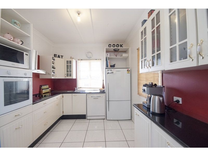 6 Sheehan Street, South Toowoomba QLD 4350