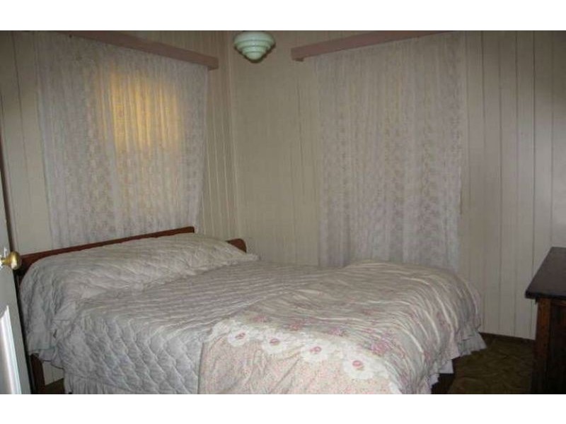 101 Hill Street, Newtown QLD 4350