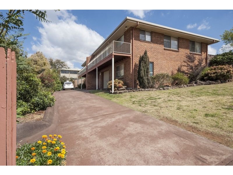 18 Horrocks Cres, Kearneys Spring QLD 4350